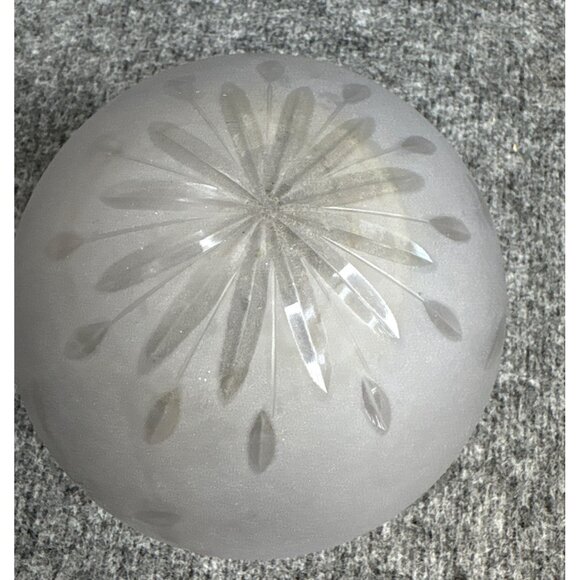 Vtg Frosted Glass Ceiling Light Fixture Globe With Floral Pattern - Picture 5 of 6